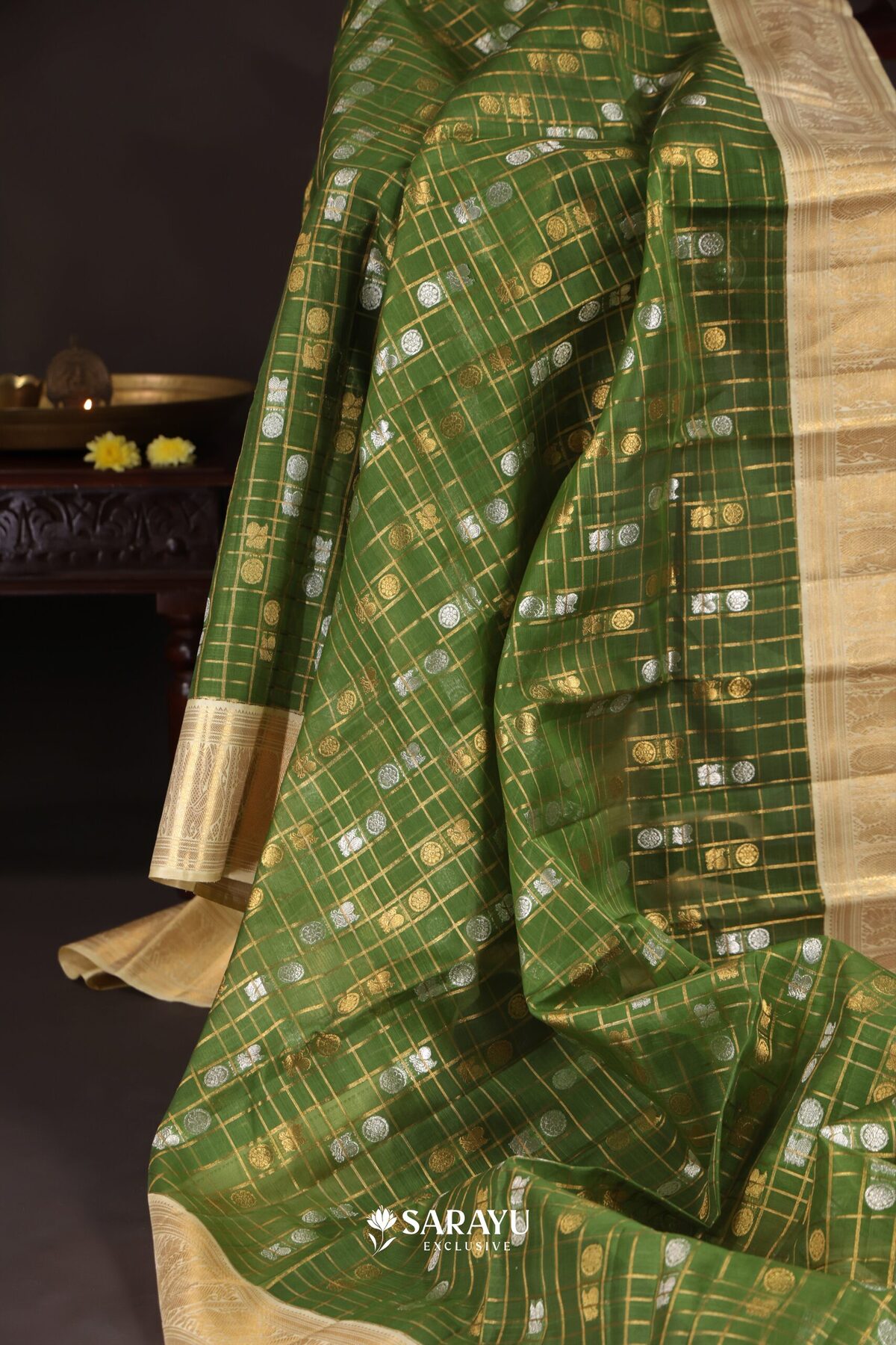 Green Kora Kanjivaram Silk Saree Gold Zari Checks – The Saffron House