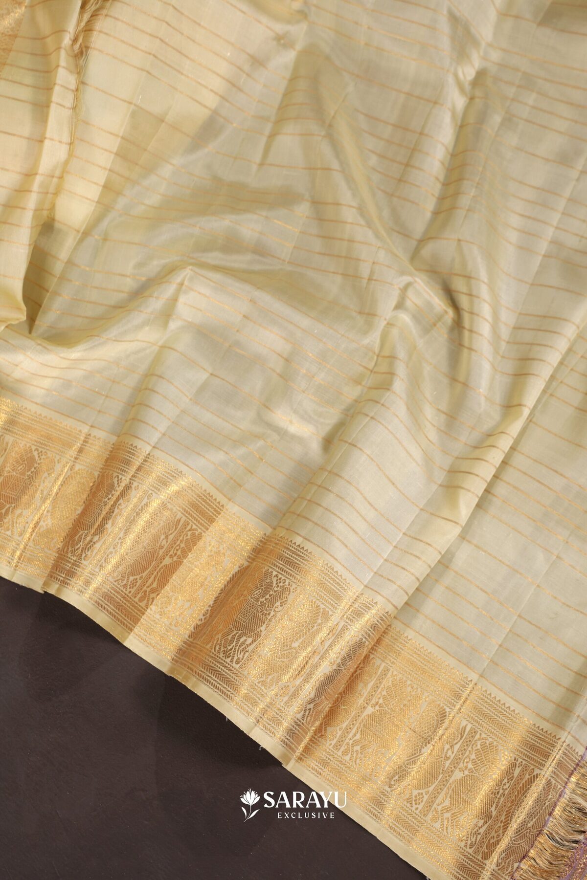 Green Kora Kanjivaram Silk Saree Gold Zari Checks – The Saffron House