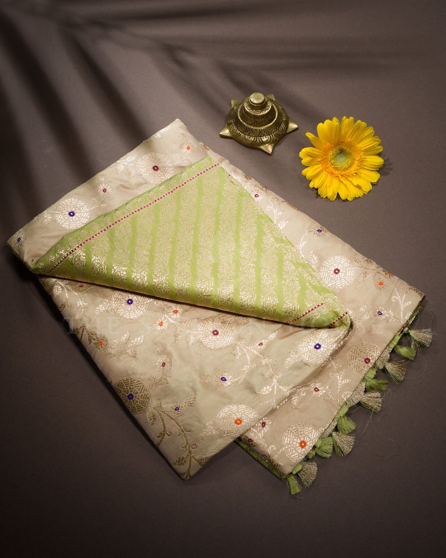 Sand Beige And Parrot Green Banarasi Silk Saree – The Saffron House