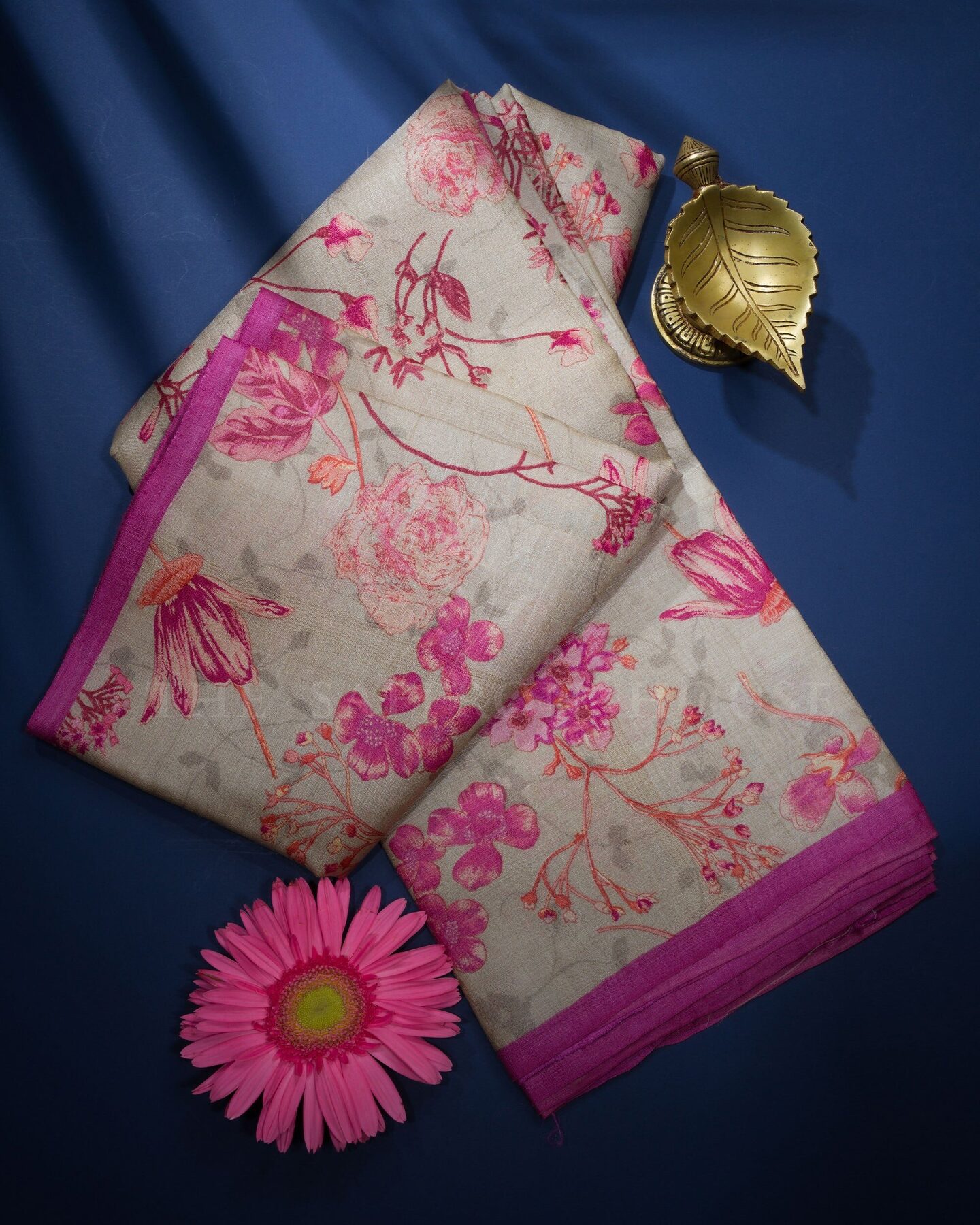 Sand Beige Tussar Silk Saree – The Saffron House