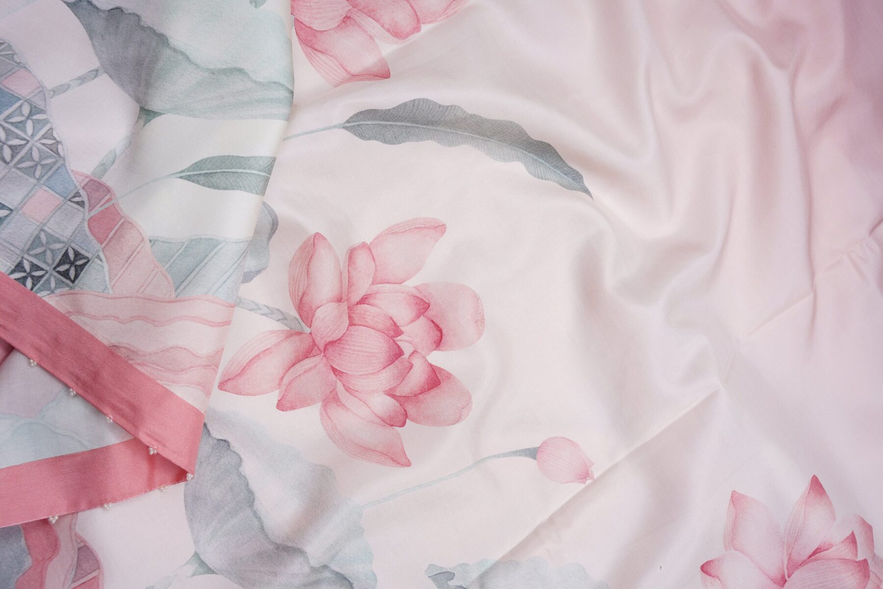 Off White And Ivory Kanjivaram Silk Saree – The Saffron House