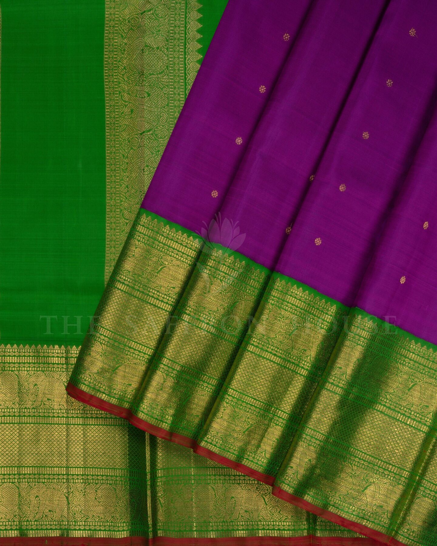 Magenta And Leaf Green Korvai Kanjivaram Silk Saree