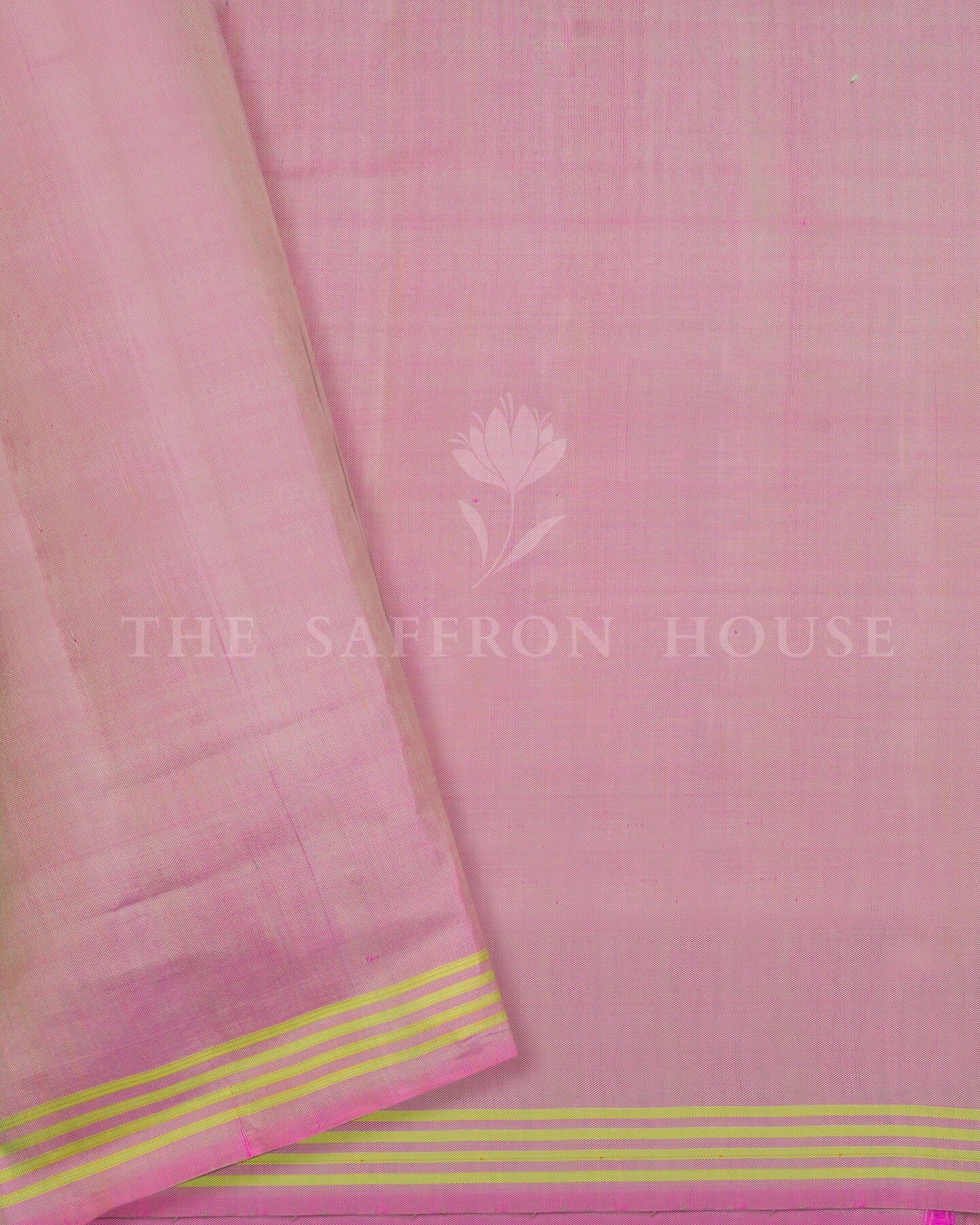 Fuchsia Handwoven Patola Saree – The Saffron House