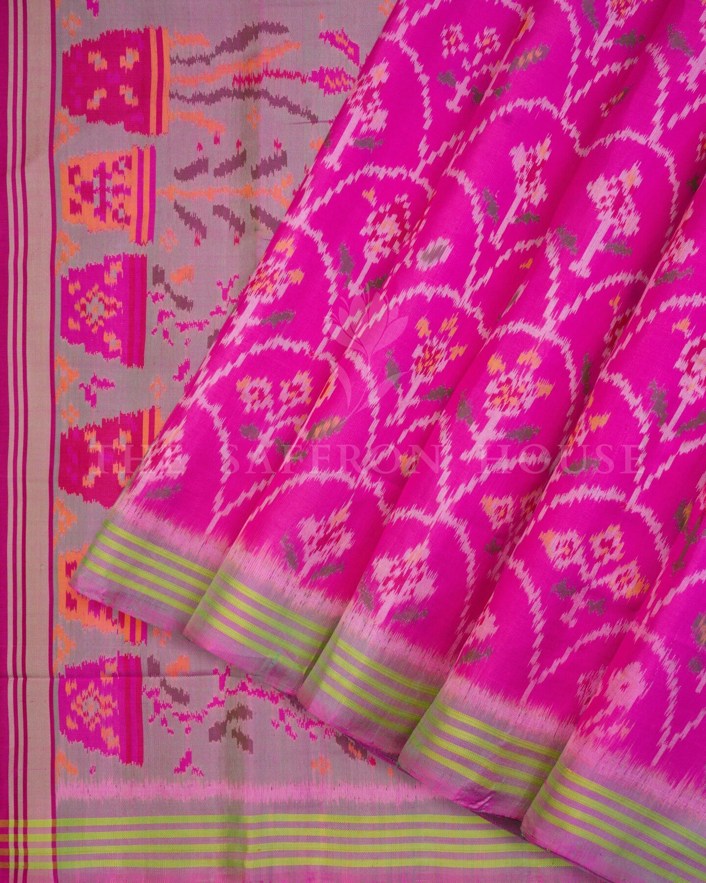 Fuchsia Handwoven Patola Saree – The Saffron House