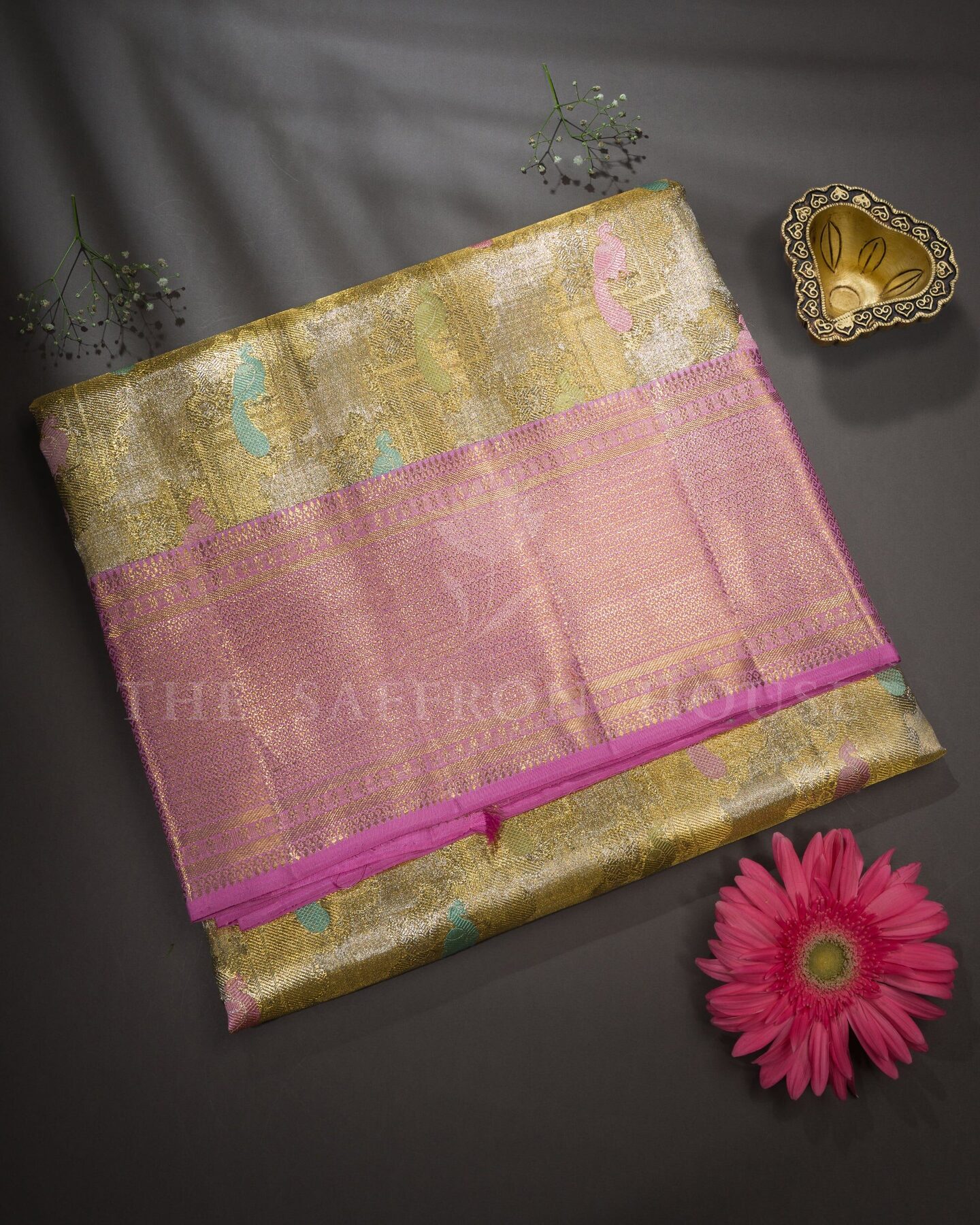 Antique Gold Bridal Tissue Kanjivaram Silk Saree – The Saffron House