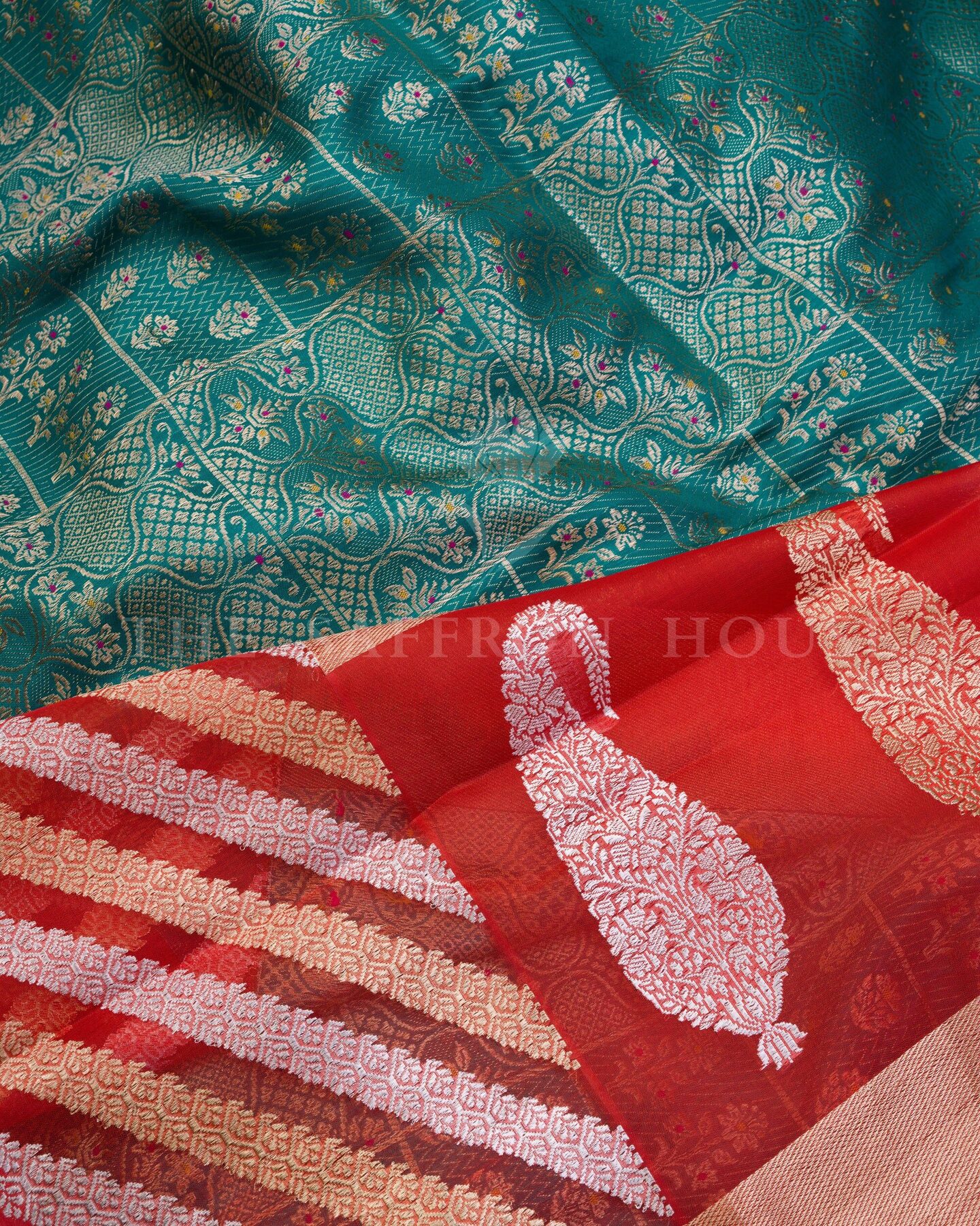 Green And Chilli Red Banarasi Silk Saree – The Saffron House