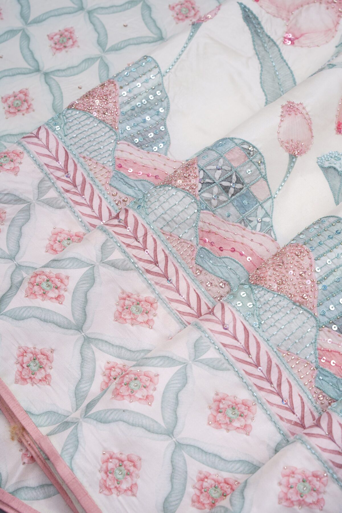 Off White And Ivory Kanjivaram Silk Saree – The Saffron House