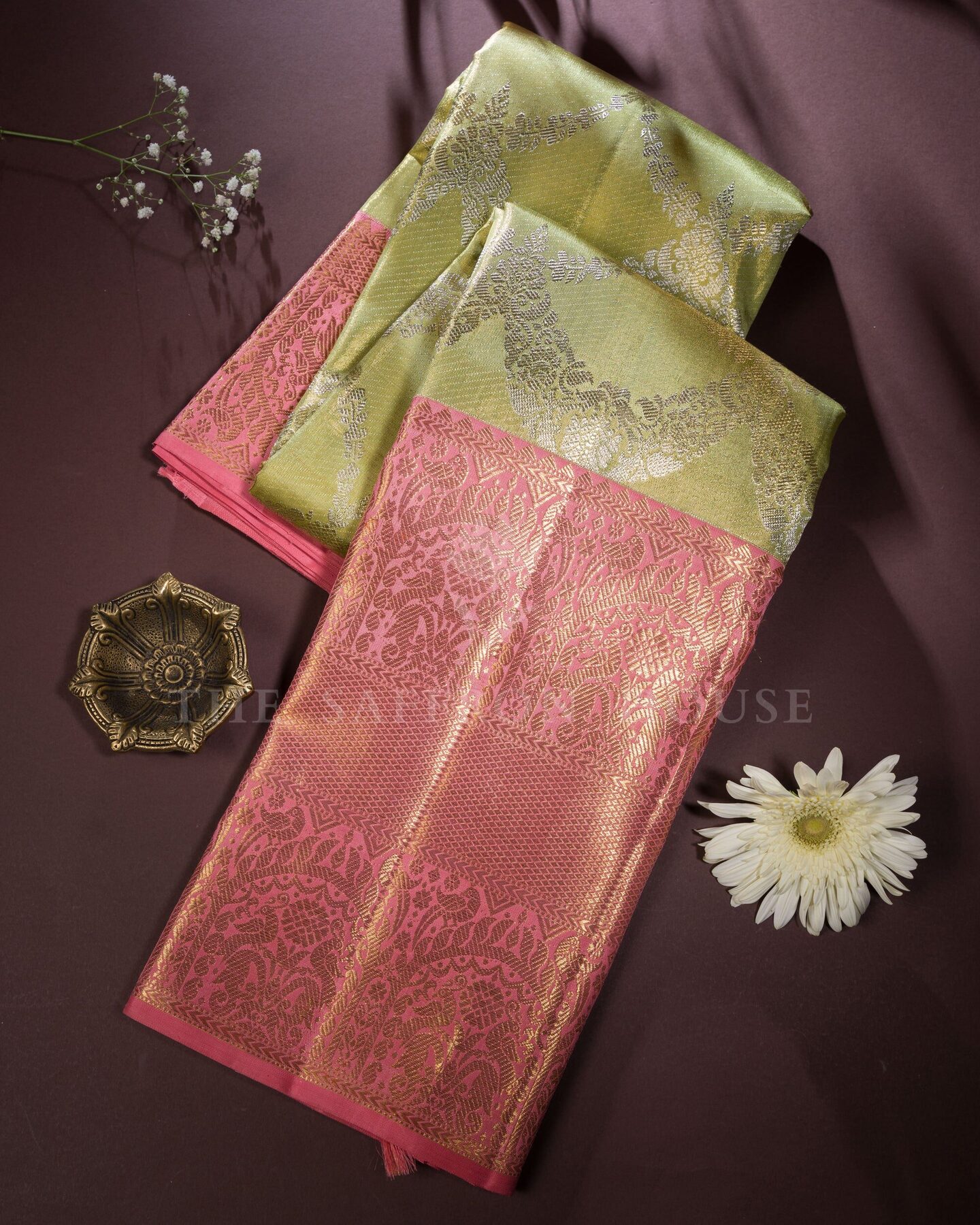 Parrot Green And Green Korvai Kanjivaram Silk Saree – The Saffron House