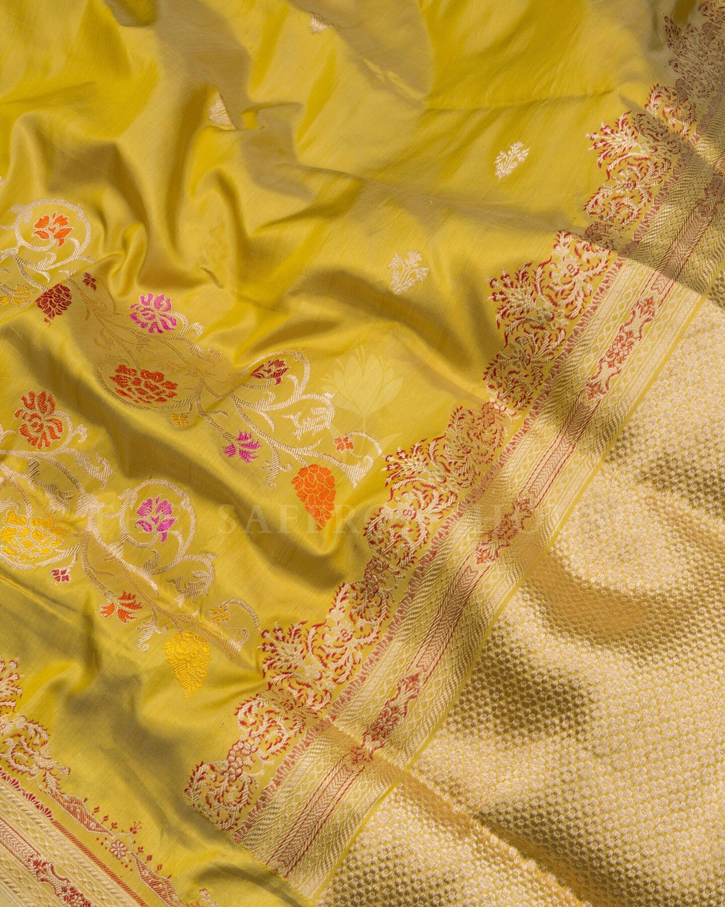 Magenta Banarasi Silk Saree – The Saffron House
