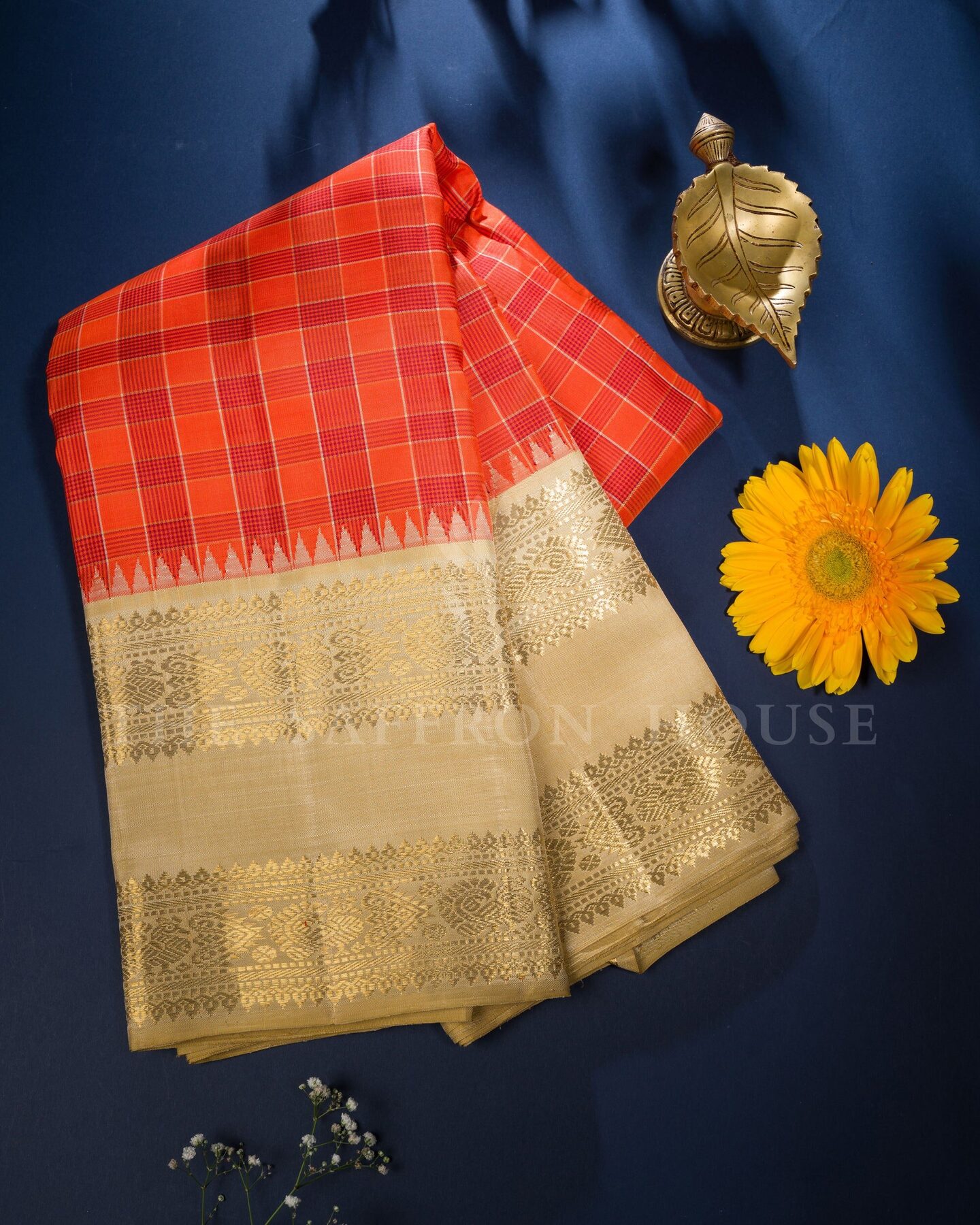 Burnt Orange And Ivory Kattam Kanjivaram Silk Saree – The Saffron House