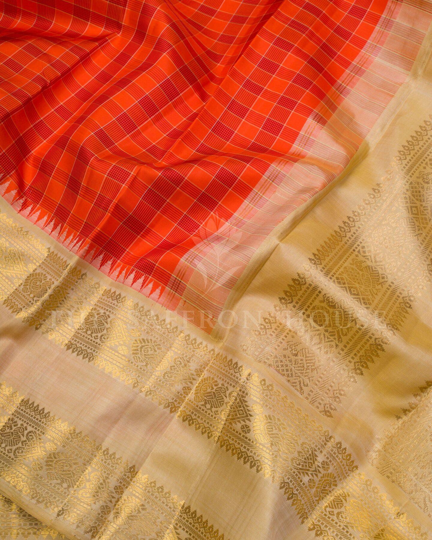 Burnt Orange And Ivory Kattam Kanjivaram Silk Saree – The Saffron House