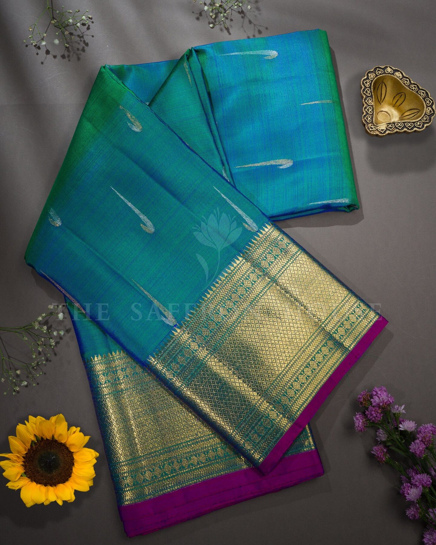 Peacock Blue Korvai Kanjivaram Silk Saree – The Saffron House