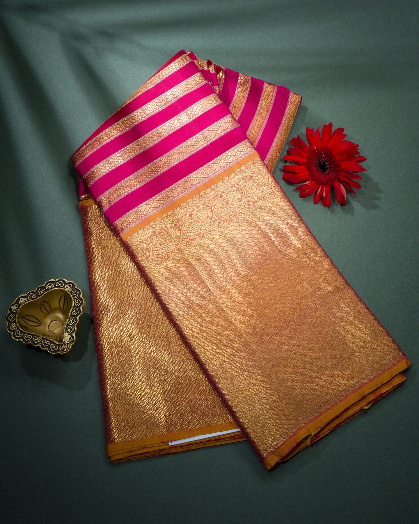 Rani Pink And Antique Gold Kattam Kanjivaram Silk Saree