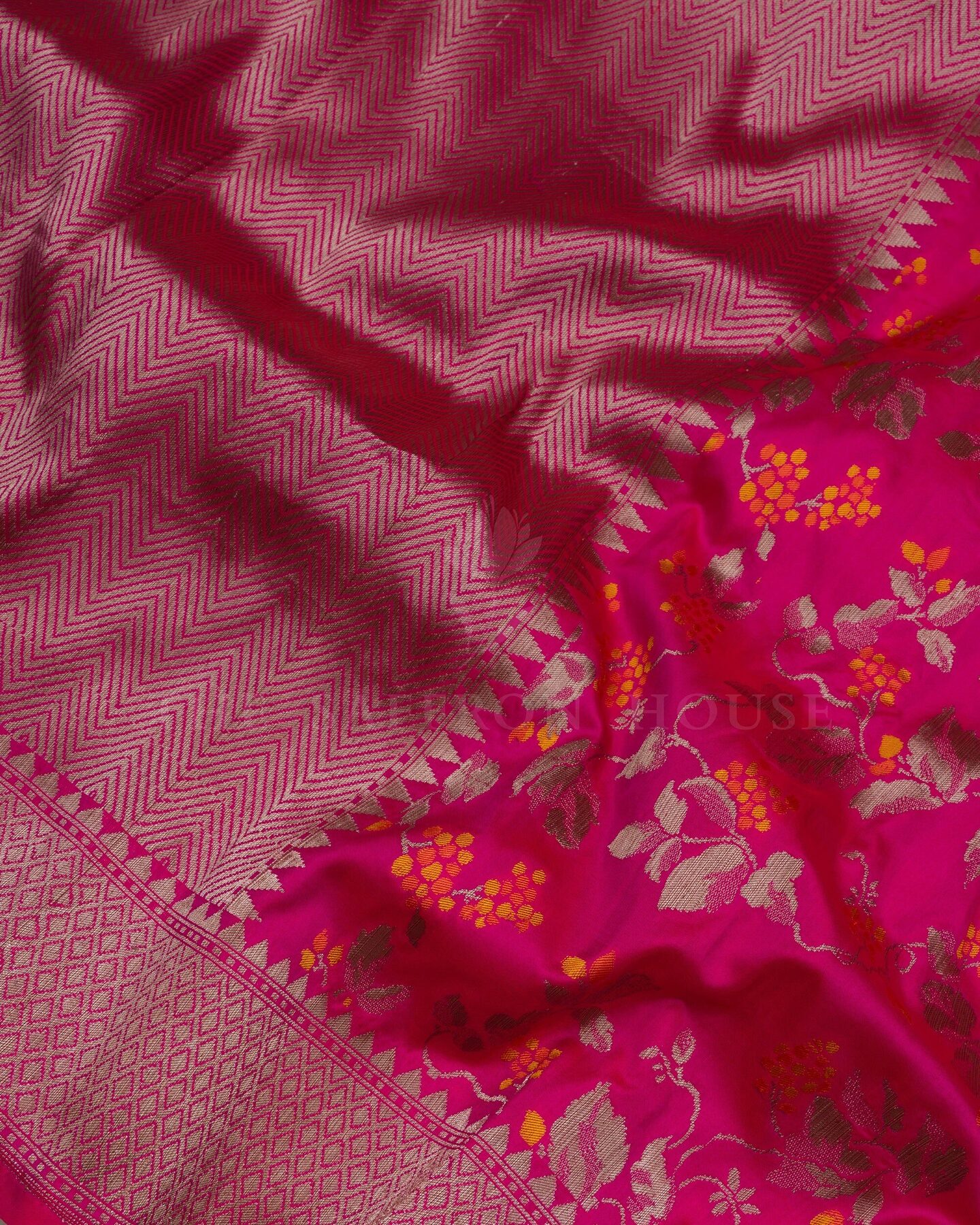 Rani Pink Banarasi Silk Saree – The Saffron House