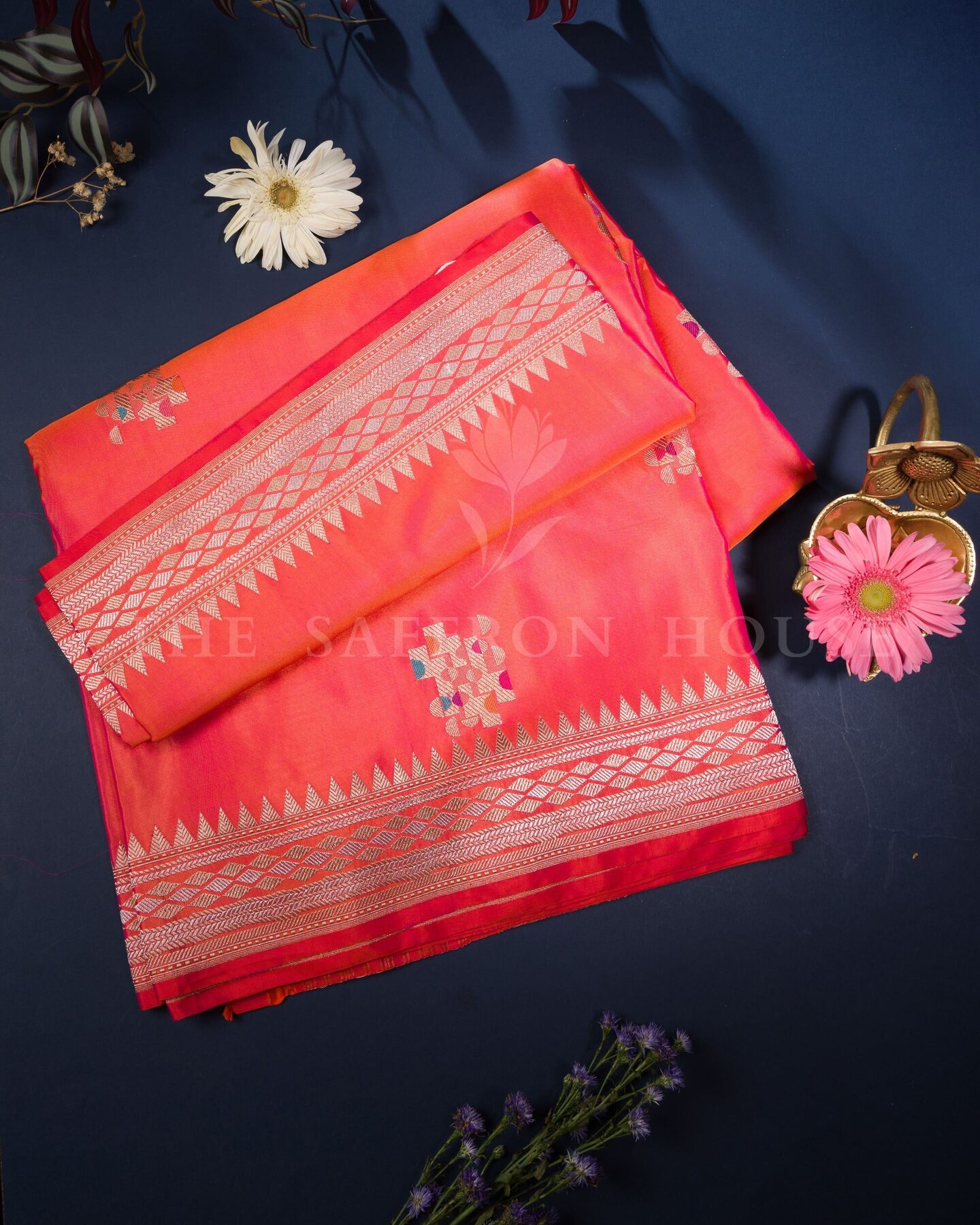 Vermilion Red Mashru Banarasi Saree – The Saffron House