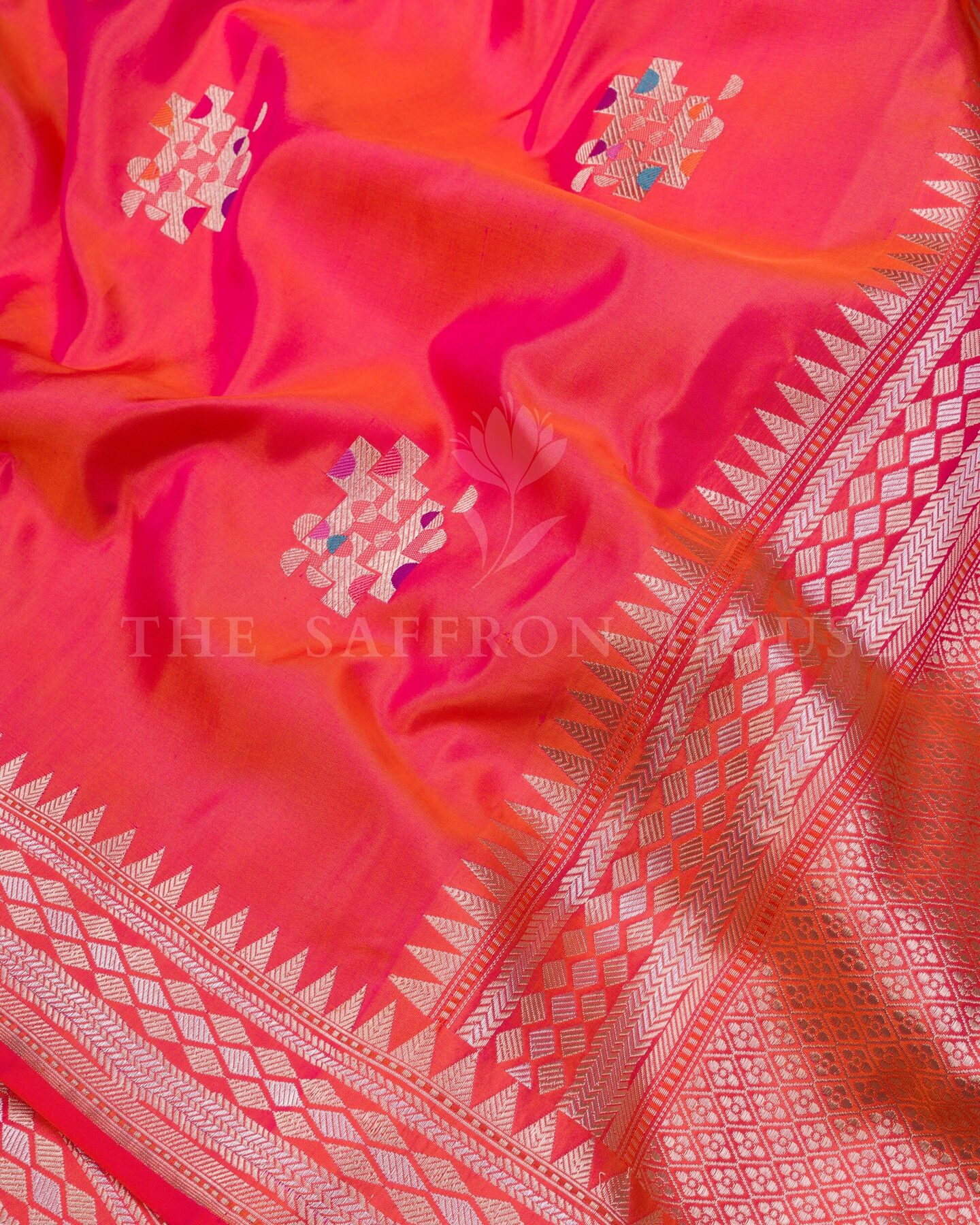 Vermilion Red Mashru Banarasi Saree – The Saffron House