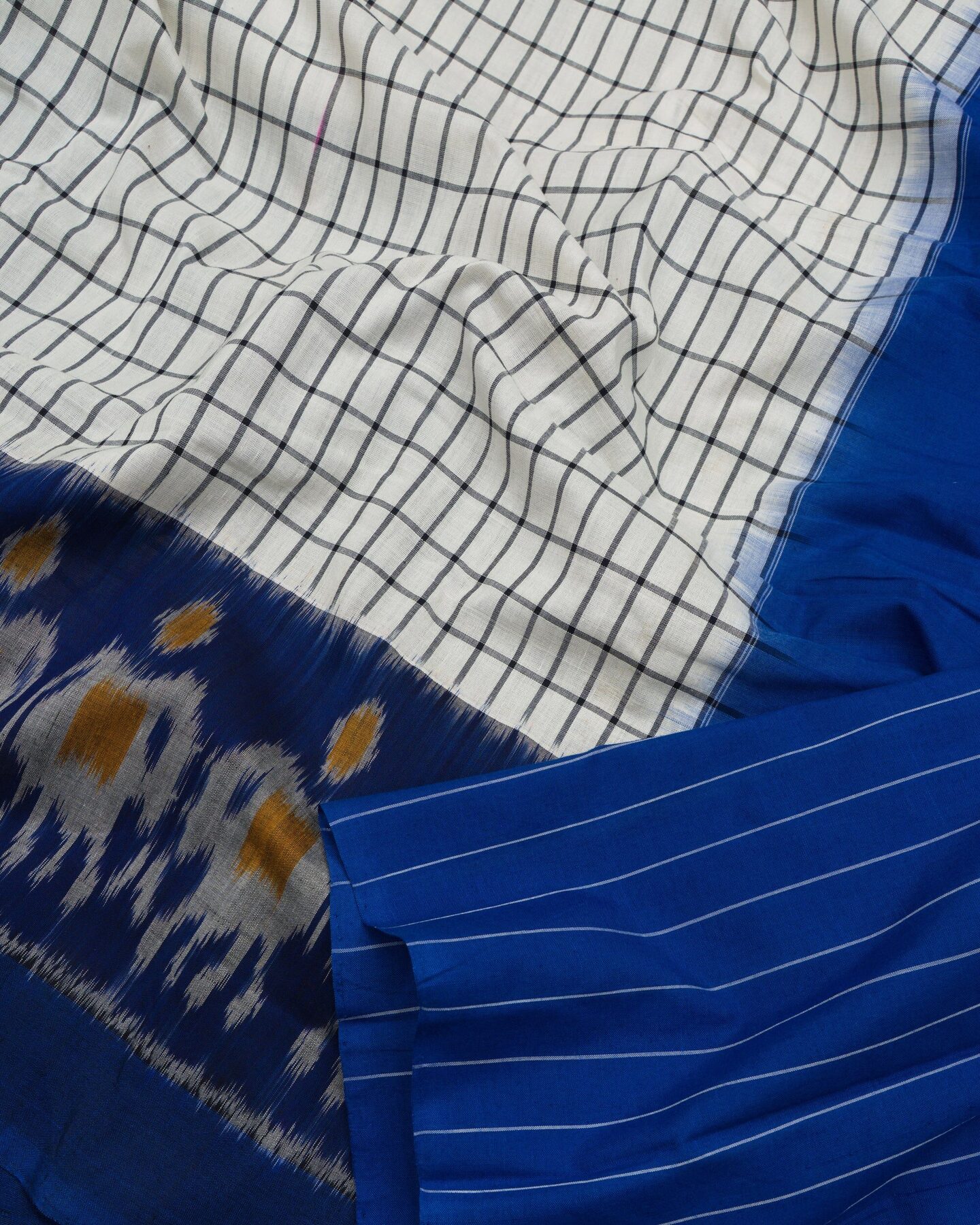 Pure White And Blue Handwoven Patola Saree – The Saffron House
